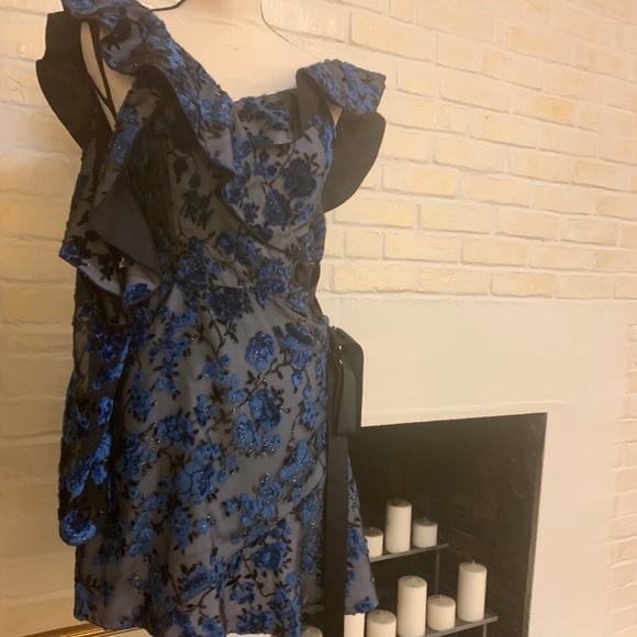 LAST CHANCE 🌟 NWT Self Portrait Wrap Mini Dress - Picture 6 of 7